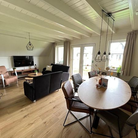Vakantiepunt 142 - Moderne Vakantiewoning Aan Het Water! Gramsbergen Zewnętrze zdjęcie