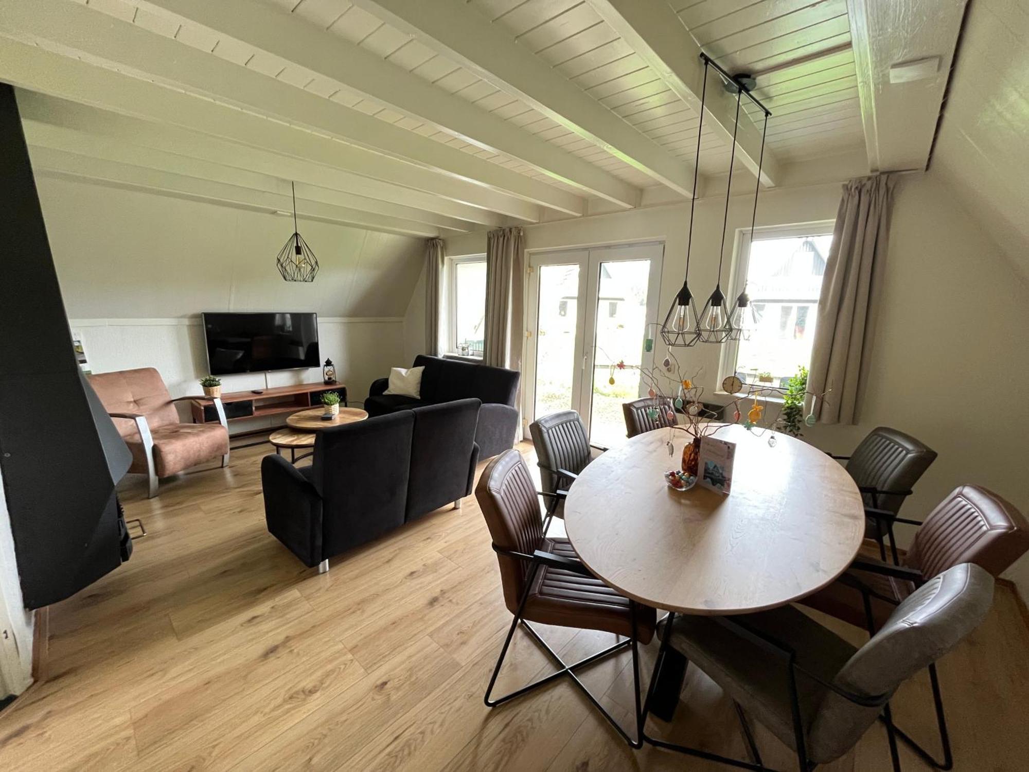 Vakantiepunt 142 - Moderne Vakantiewoning Aan Het Water! Gramsbergen Zewnętrze zdjęcie